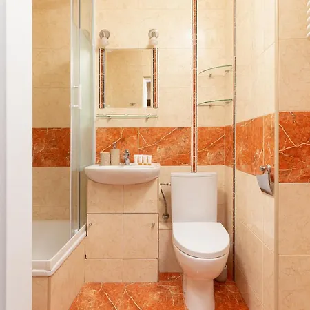 Praga Afrykanska By Renters Warsaw