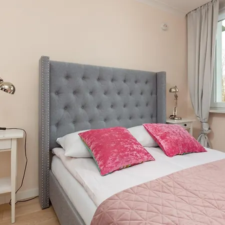 Praga Afrykanska By Renters דירה ורשה