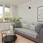 Praga Afrykanska By Renters Апартаменты Варшава