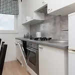 Praga Afrykanska By Renters Апартаменты *